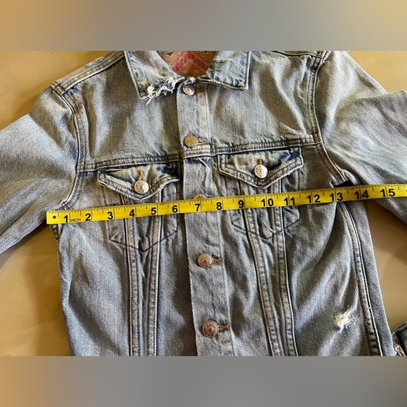 Jean jacket Hadid denim jacket with white stars. logo HADID on the back - Picture 10 of 16